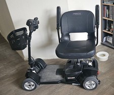 GOGO Ultra X PRIDE SCOOTER blk on blk sized 4 wheels scooter with black baske
