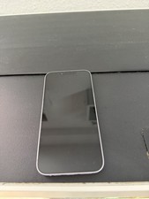 Apple iPhone 14 128 GB in Weiß iOS Smartphone mit Dual-Kamera-System