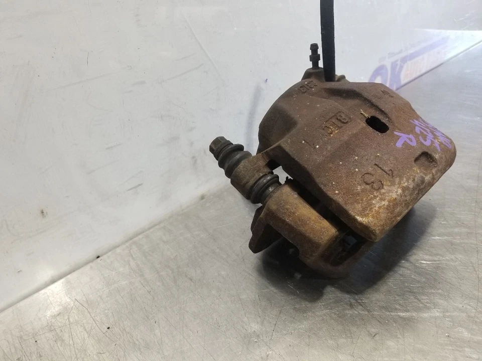 90 1990 Toyota Supra pinza de freno pasajero delantero derecho Foto 3 de 4