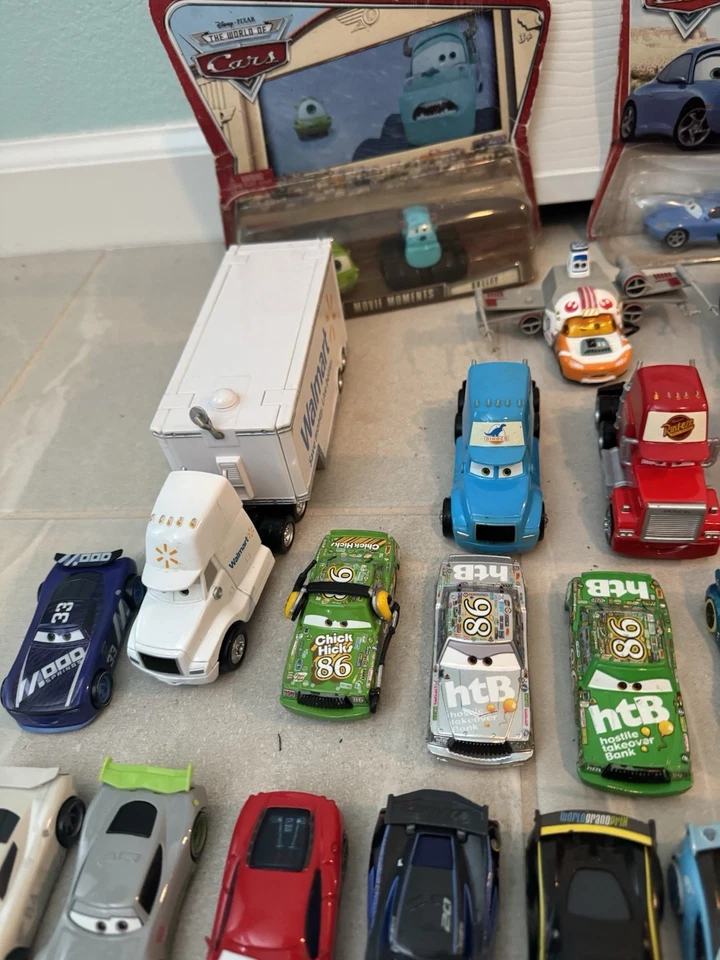 Gran Lote de Coches Disney Pixar 1 2 3 Vehículos Diecast Sueltos Carnaval Star Wars Foto 4 de 4