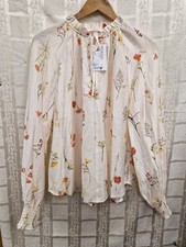 BNWT Ladies H&M beige cream watercolour floral illustration top UK M- CG L44