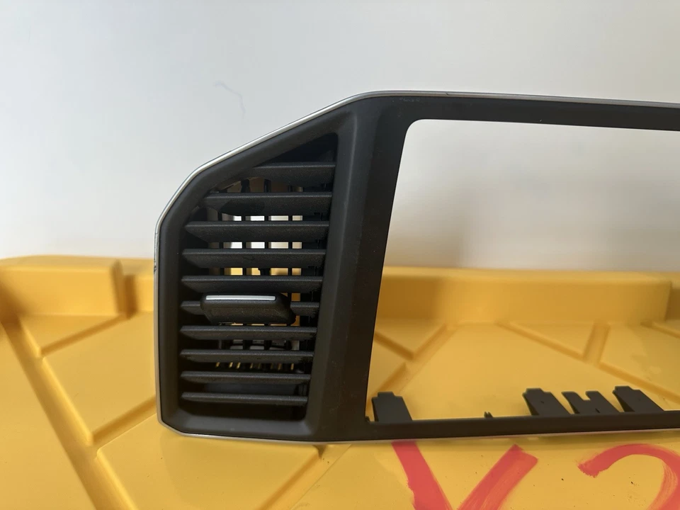 Painel de instrumentos central frontal Volkswagen Atlas 2018-2019 quadro de acabamento OEM - Imagem 3 de 4