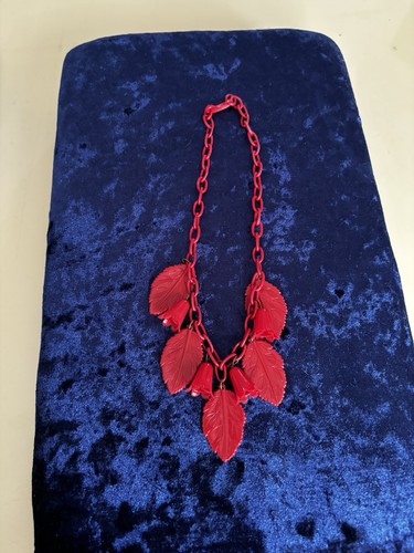 Antique Celluloid Leaf Neckkace