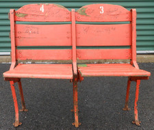 RARE BOSTON GARDEN VINT PR AUTH SALMON PNTD WDN FLDNG SEATS W/BRUIN'S AUTOGRAPHS