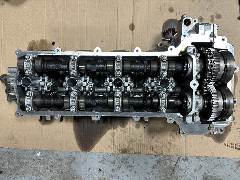 2021 Mclaren 720s 4.0L LH / RH Left Engine Cylinder Heads 13F0552CP 13F0553CP