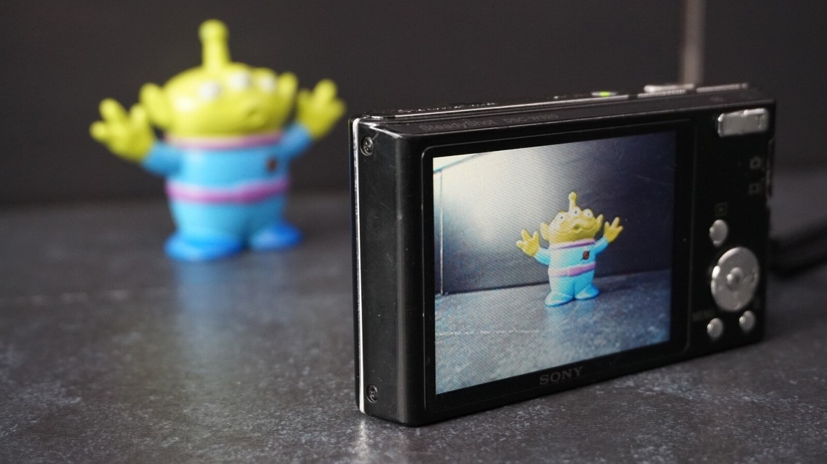 【オールドコンデジ】 SONY Cyber-shot DSC-W320 s-l400.jpg