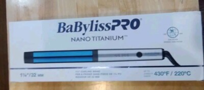 Babyliss Pro Nano Titanium 1 1/4 in Curling Wand Iron Brand New