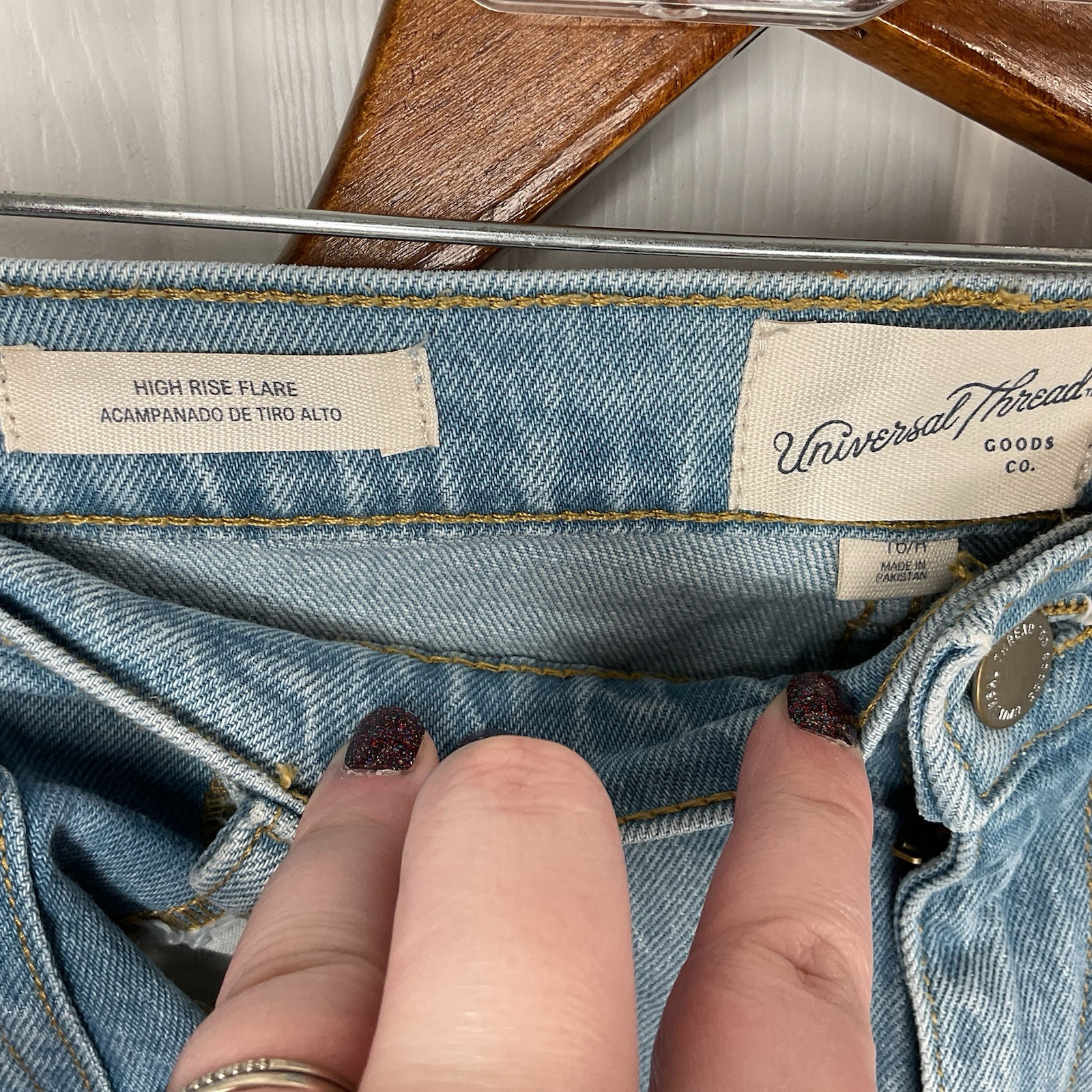 Universal Thread High Raise Flare denim jeans siz… - image 3