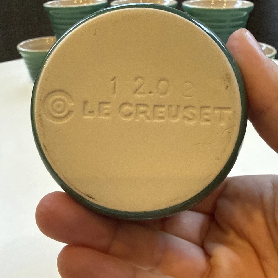 Juego de 8 Ramekins de Gres Le Creuset, Como Nuevo, Hermoso Ombre Verde Foto 4 de 4