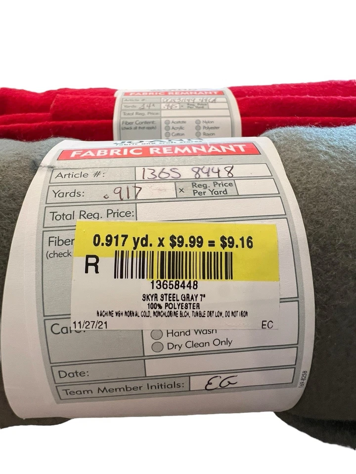 Lote de 2 Tela Polar Poliéster Costura NUEVO Acogedor Suave 1.5+ Yardas 2021 Rojo Gris Foto 2 de 4