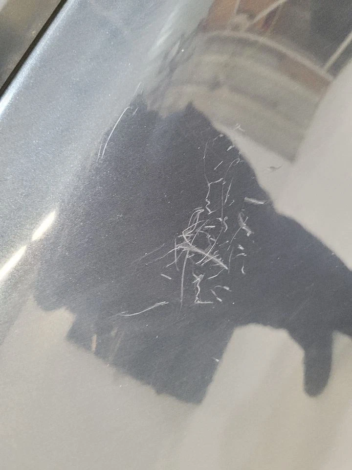 00-06 CHEVROLET TAHOE RH Passenger Rear Side Door W Privacy Tint Glass Gray - Изображение 3 из 4