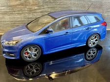 1/18 MCG FORD FOCUS ST ESTATE, Blue