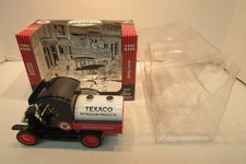 Gearbox Texaco 1912 Ford Model T Oil Tanker Die Cast Coin Bank MIB