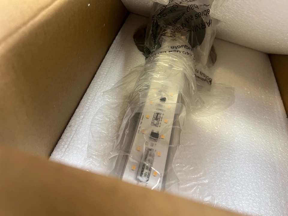 Aplique de pared George Kovacs P5041-084-L sable níquel cepillado grabado vidrio blanco Foto 2 de 3