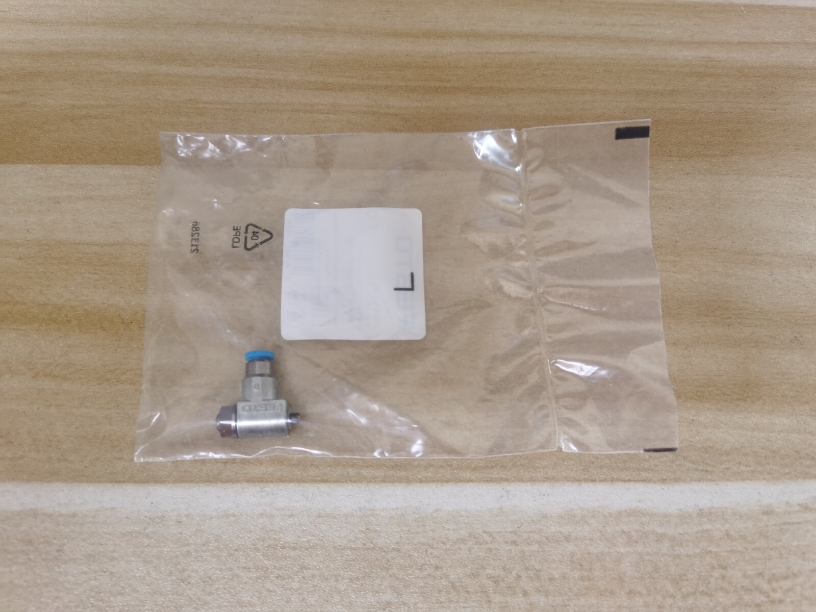 1PC New Festo GRLA-M3-QS-3 175041 Valve *TT | eBay