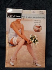 NEW ARISTOC MEDIUM CREAM SILK LACE TOP HOLD UPS 10 DENIER FOR BRIDES