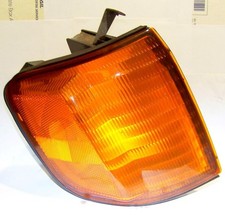 91-99 Mitsubishi Montero V20 Passenger R Corner Light Lamp Assembly Bonus Free