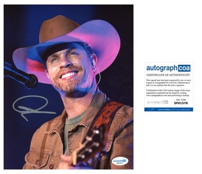 DUSTIN LYNCH HAND SIGNED 8X10 PHOTO COUNTRY MUSIC AUTOGRAPH - ACOA COA