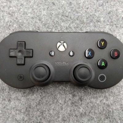8BITDO BT Controller 80NA Used