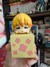 FuRyu Demon Slayer Kimetsu no Yaiba Agatsuma Zenitsu Flower Hikkake Hook Figure