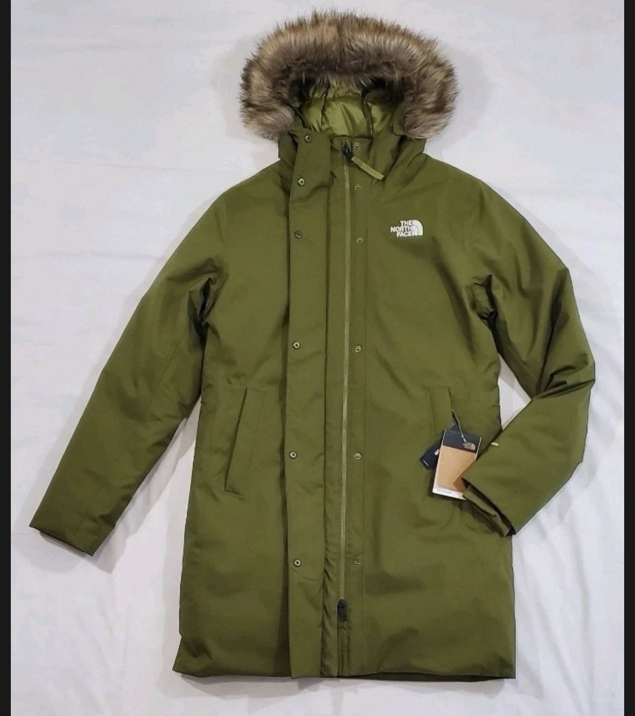 The North Face Arctic Down Parka - Women's. Forest Olive, Medium