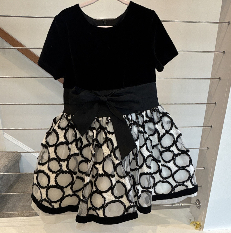 ValrMax Girls Black/White Fit & Flare Knee Length Short Sleeve Bow Dress 6A