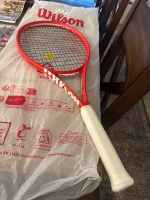 Wilson Clash 100 V3 Reverse Colors, Grip size 3, 4 3/8 excellent condition!