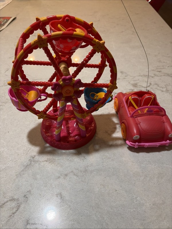Lalaloopsy Peanut’s Spinning Ferris Wheel Peanut Big Top 10" Toy &Rc Cruiser Car
