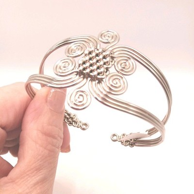 Women's Silver Tone Artisan Wire Wrapped Cuff Bangle Bracelet Unisex