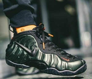 mens nike foamposite pro