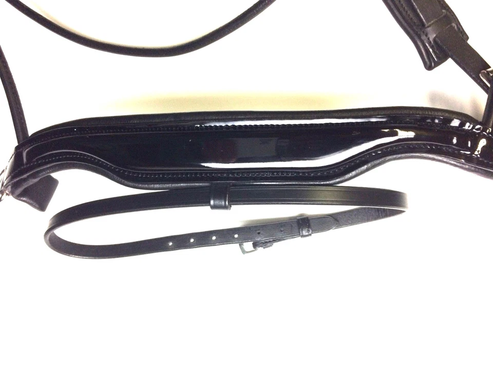 Trense Trensenzaum mit druckentlastendem Kopfstück Lackleder halb rund genäht - Bild 3 von 4