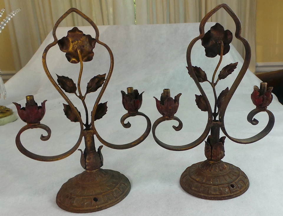 ANTIGUO HIERRO FORJADO L.D.B. & CO. PAR DE LÁMPARAS DISEÑO ROSA AÑOS 20 Foto 2 de 4