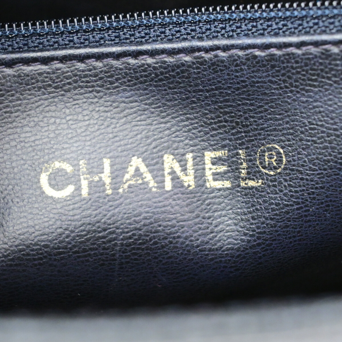 CHANEL シャネル ショルダーバッグ 紺 - 4500125F0101 CHANEL CC Logo Chain Shoulder Bag Grained Calfskin Leather