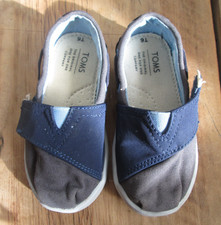 Toms Tiny Classics Blue Gray Baby Shoes Size T6 6 Toddler Hook  Loop Boys EU 22