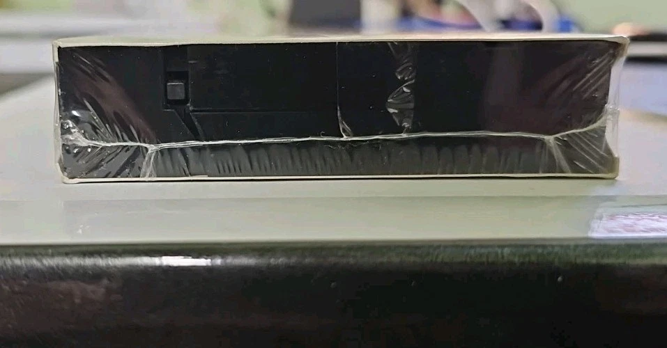 The Burbs VHS SEALED Watermarks MCA Tom Hanks Carrie Fisher Bruce Dern VTG - Image 4 of 4