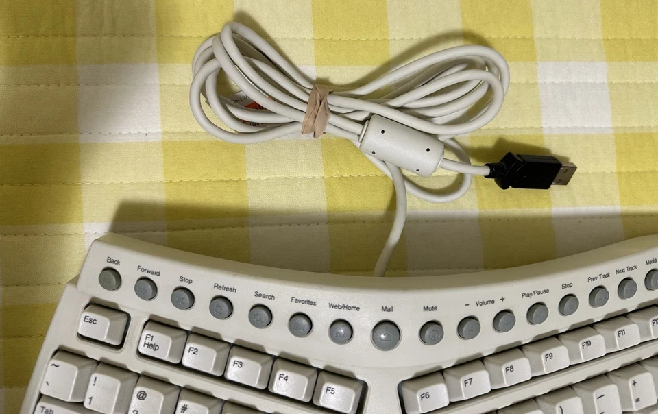 Dell by Microsoft Ergonomic Natural USB Keyboard Pro Model No. RT9403 - Image 4 of 4