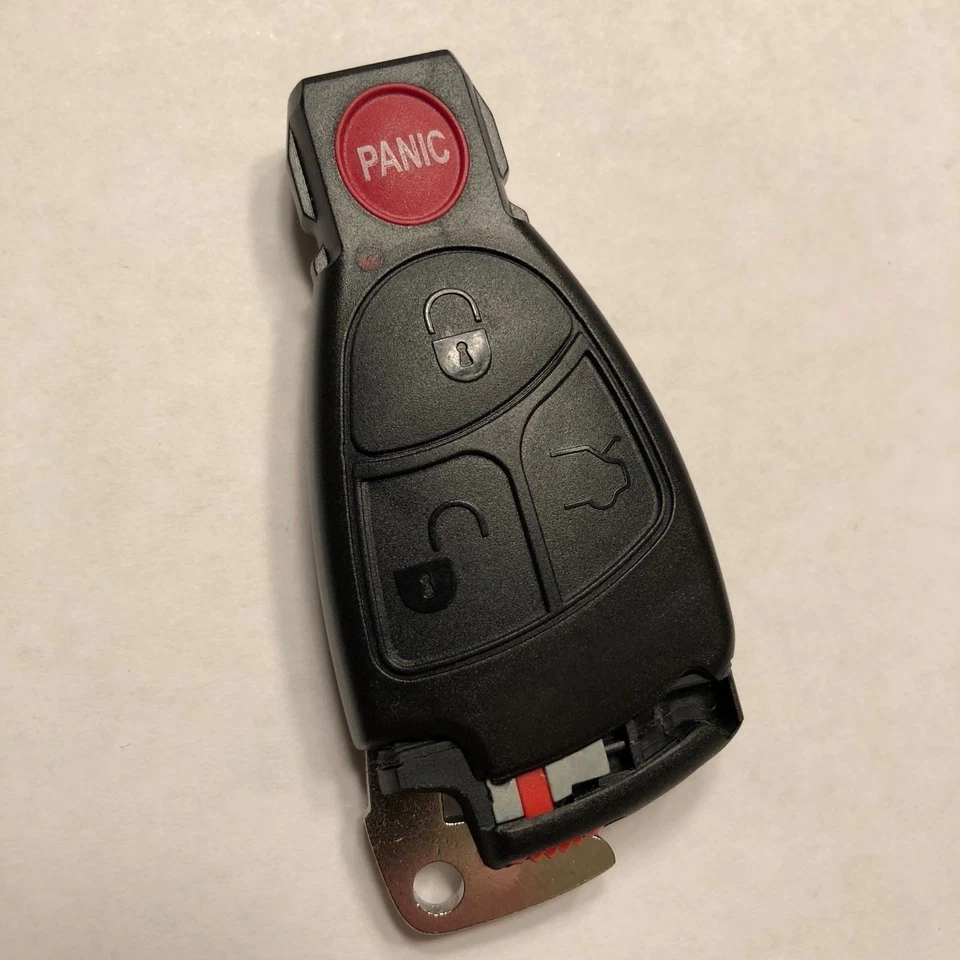 Новый сменный черный дистанционный корпусный зажим для аккумулятора + ключ для Mercedes IYZ 3312 - Изображение 2 из 4