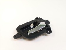 Porte avant et accessoires Mitsubishi OUTLANDER