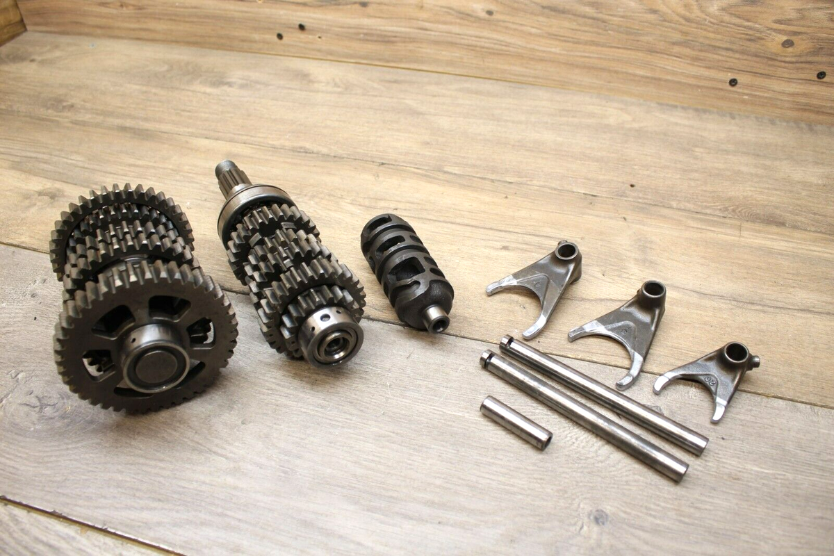 パーツ shu0509 1995 Kawasaki NINJA ZX9R ZX900B ENGINE MOTOR TRANSMISSION TRANNY
