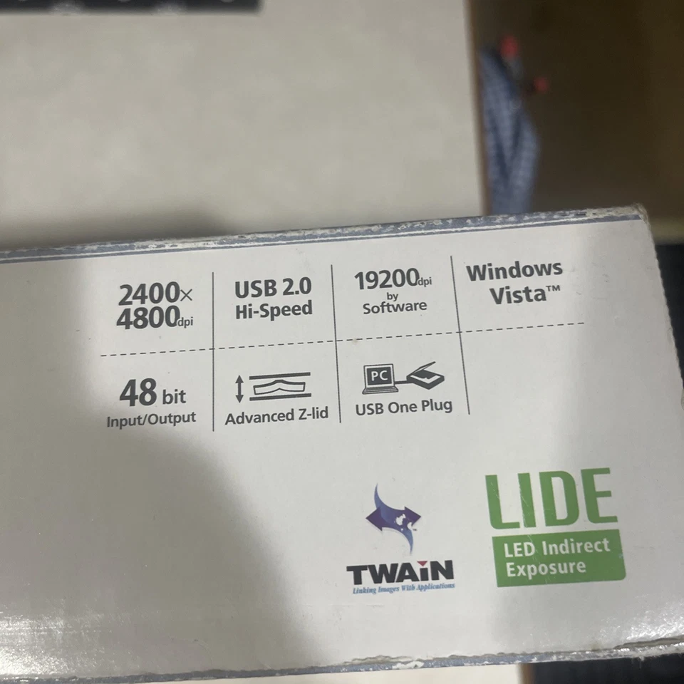 Canon CanoScan LiDE70 Flatbed Scanner USB 2.0 Hi-Speed Brand New Never Been Used - Image 4 of 4