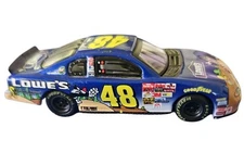 2002 Jimmie Johnson #48 Lowe's Looney Tunes Rematch Monte Carlo 1/24 Action 