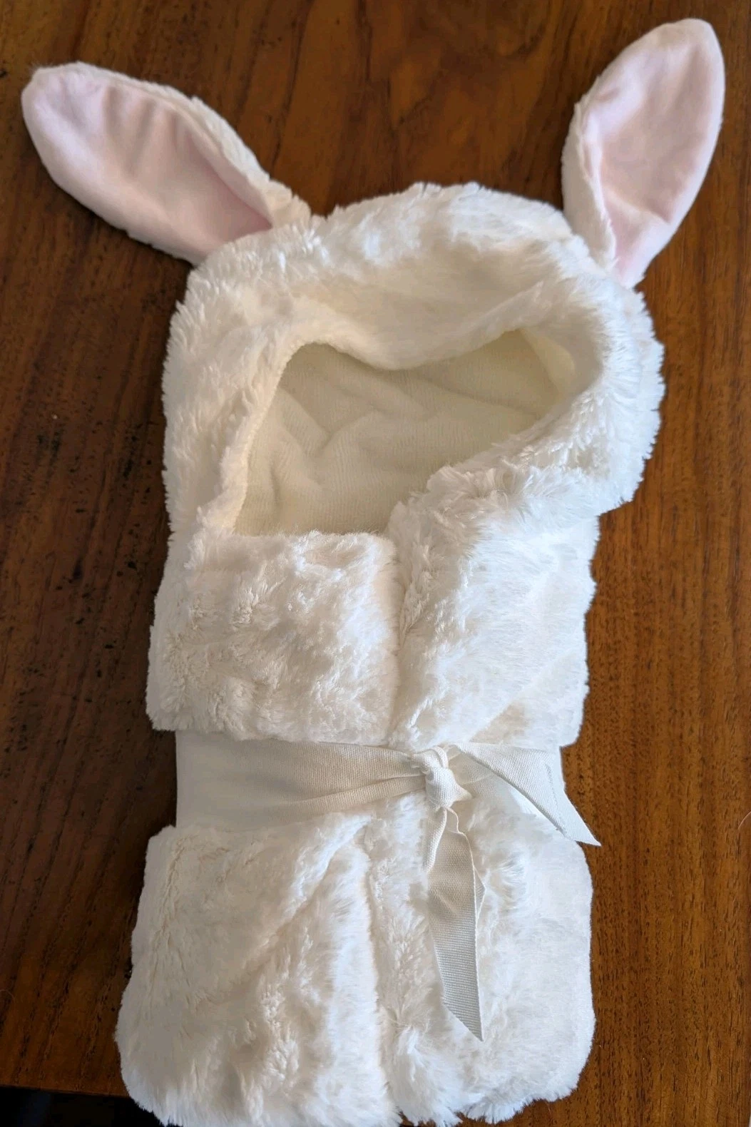 POTTERY BARN KIDS Faux Fur Bunny Baby Hooded Towel-White-OPEN BOX
Opens in a new window or tab