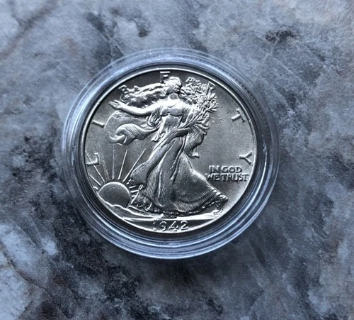 1942 WALKING LIBERTY SILVER HALF DOLLAR ALMOST UNCIRCULATED