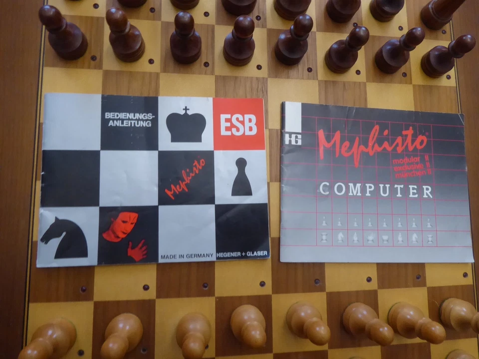 Mephisto I ESB Schachprogramm mit BDA + Netzteil aus ca. 1980 + Brett München - Bild 4 von 4