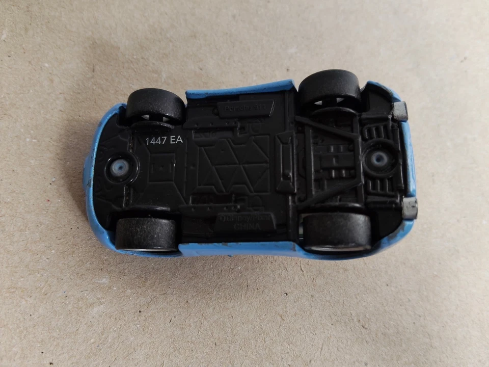 Cars Disney Pixar SALLY Porsche Carrera 911 Mattel - Immagine 4 di 4