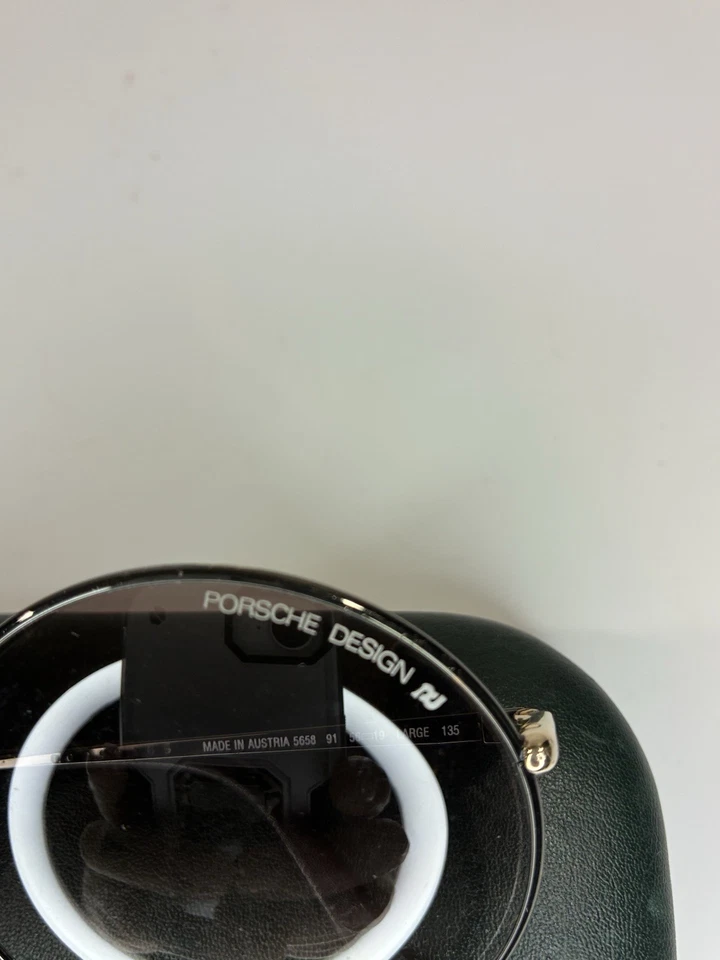 Lente ámbar con marco negro y dorado grande 3 PORSCHE CARRERA 5658 1980S Foto 4 de 4