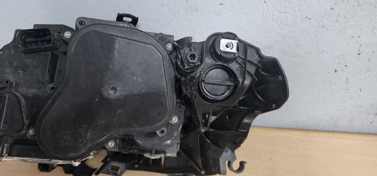 07 08 09 10 BMW 328I FRONT RIGHT SIDE XENON HEADLIGHT