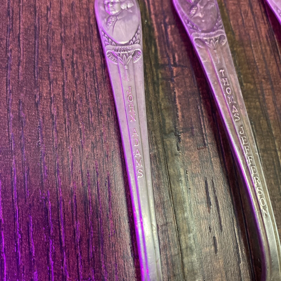 Juego de cucharas presidenciales plateadas vintage de los padres fundadores de Wm Rogers JFK EE. UU. Foto 3 de 4