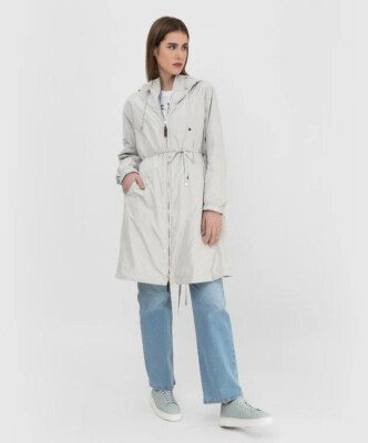 Max Mara parka waterproof raincoat women reversible cloak beige/white Size 4 US