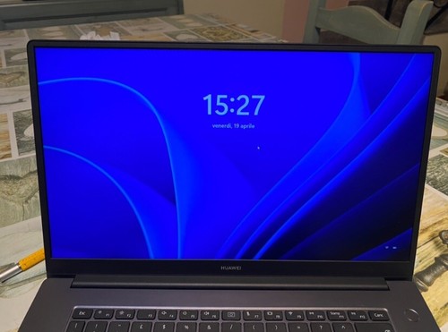 Huawei Matebook D15.6'' (AMD Ryzen 7 3700U) - Condizioni Perfette - Foto 2 di 3